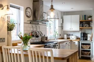 Photo 21- click for photo gallery